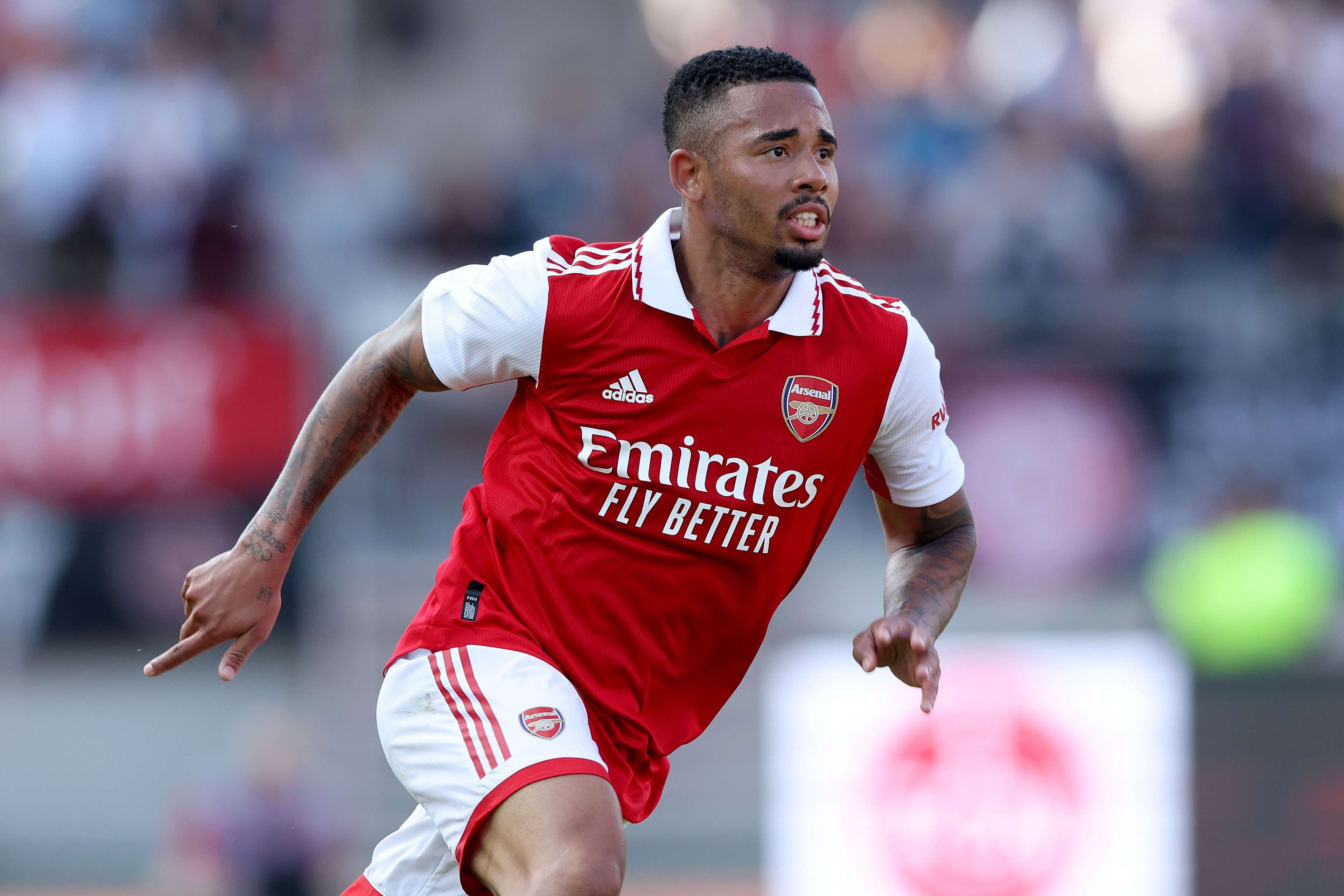 曼联防线疲软近12场比赛被射门频繁 埃弗顿一役创下24次射门纪录